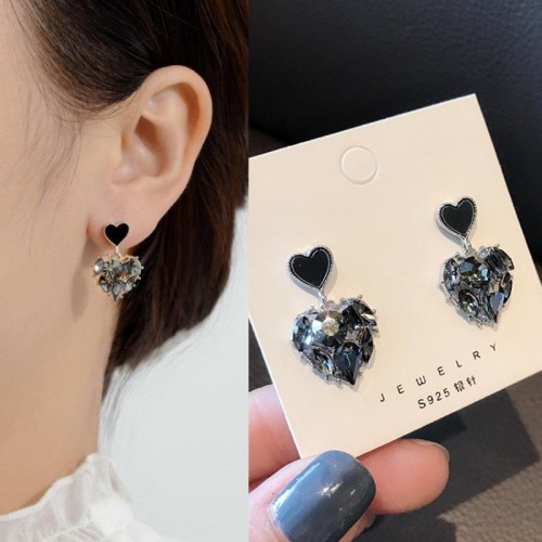 XbsaCzarny-mi-osne-kolczyki-Rhinestone-delikatny-s-odki-Pendientes-ucha-zapi-cie-Hoop-dla-kobiet-urok.jpg