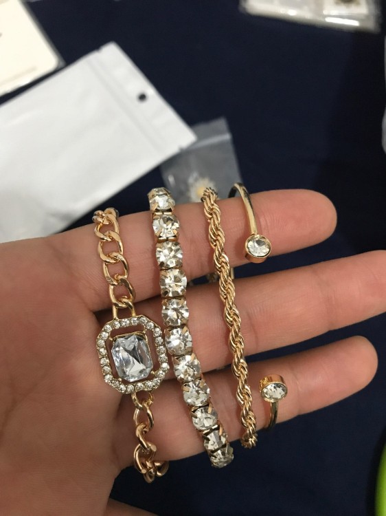 A5346b46e7c3b44b6b43bce17fb2682afN.jpg