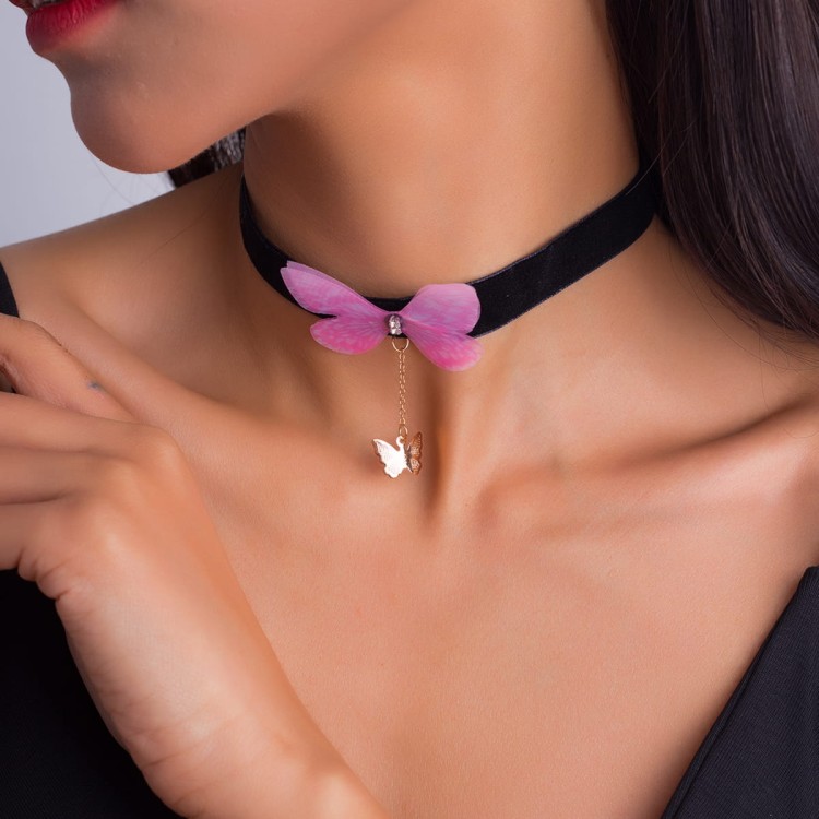 LYaUModa-Sexy-czarne-aksamitne-Chokers-naszyjniki-Punk-Style-komunikat-kryszta-mi-o-serca-naszyjnik-dla-kobiet.jpg
