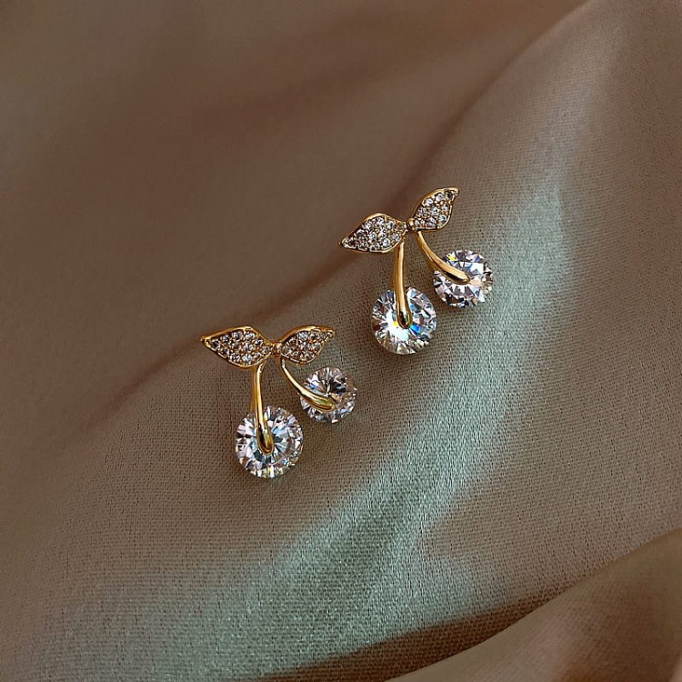 Y79MNowy-projekt-Petite-Cherry-delikatne-kolczyki-dla-kobiet-pi-kny-liczny-cyrkon-Rhinestone-Bow-Bowknot-kolczyk.jpg